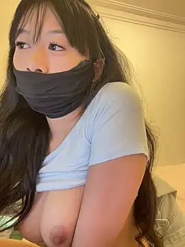 Minnie-2025 online show from June 27, 5:19 pm