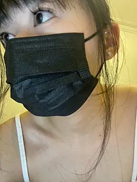 Snapshot of Minnie-2025 chatting on January 17, 6:22 pm Minnie-2025 online show from January 17, 6:22 pm