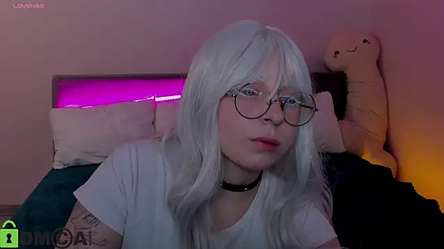 Penny Stanley online show from November 17, 2:48 am