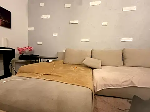 Big Boob Gang online show from October 9, 8:09 pm