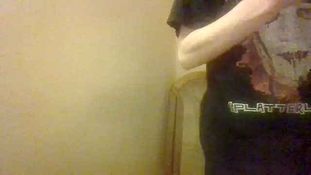 your boy toy18 online show from October 8, 10:21 pm