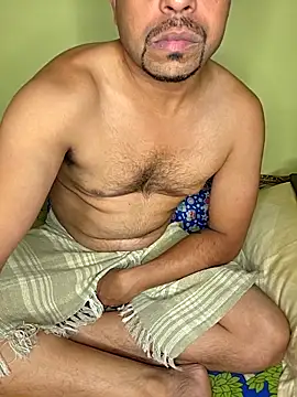 Snapshot of BindaasBong chatting on October 26, 6:19 pm BindaasBong online show from October 26, 6:19 pm