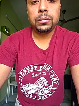 Snapshot of BindaasBong chatting on November 29, 2:01 am BindaasBong online show from November 29, 2:01 am