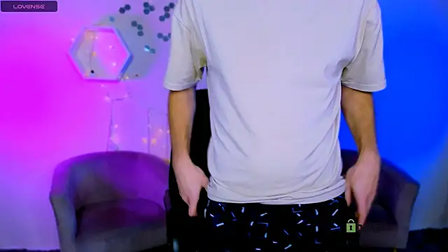 joseph bear  online show from November 6, 8:02 pm