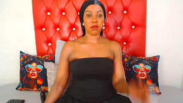 GaggingQueen32 online show from November 13, 5:39 pm