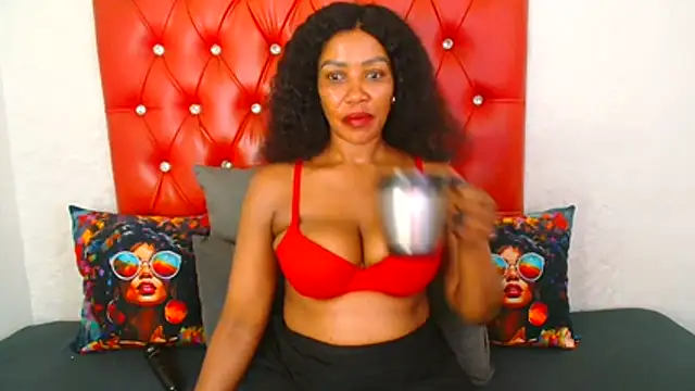 GaggingQueen32 online show from December 22, 3:28 am