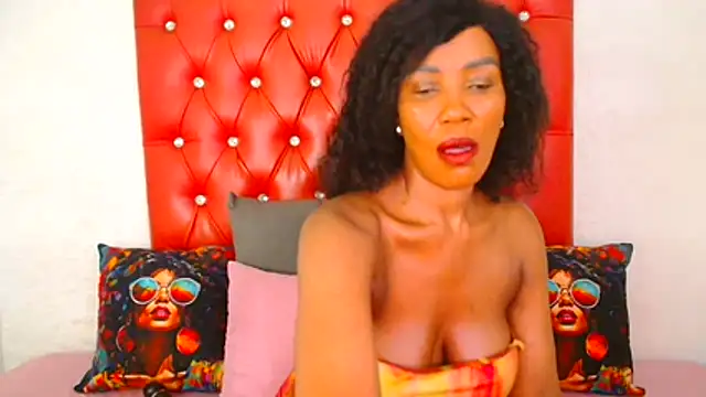 GaggingQueen32 online show from November 28, 5:02 pm