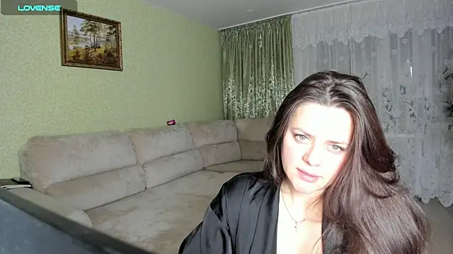 bloomwithmary online show from October 14, 7:14 pm