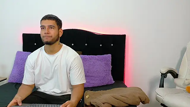  online show from June 10, 12:17 pm