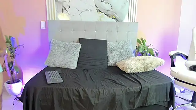  online show from February 23, 12:28 pm