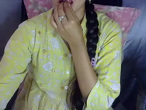 Snapshot of Rahat_S chatting on May 23, 8:02 am Rahat S online show from May 23, 8:02 am