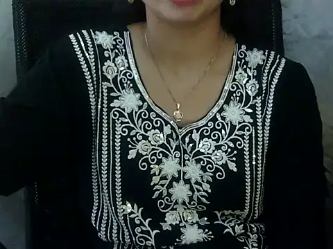 Snapshot of Rahat_S chatting on June 18, 7:07 am Rahat S online show from June 18, 7:07 am