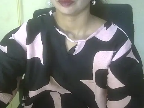 Snapshot of Rahat_S chatting on September 23, 8:21 am Rahat S online show from September 23, 8:21 am
