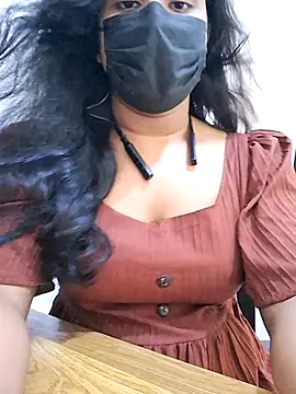 Snapshot of BeautyGirl_sara chatting on September 21, 7:35 am BeautyGirl sara online show from September 21, 7:35 am