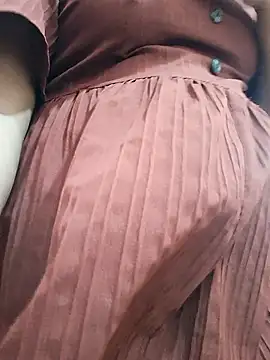 Snapshot of BeautyGirl_sara chatting on February 1, 5:06 am BeautyGirl sara online show from February 1, 5:06 am