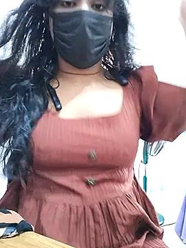 Snapshot of BeautyGirl_sara chatting on January 19, 6:39 am BeautyGirl sara online show from January 19, 6:39 am