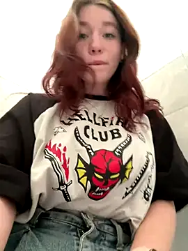 Snapshot of Mimiumuy chatting on September 30, 2:23 pm Mimiumuy online show from September 30, 2:23 pm