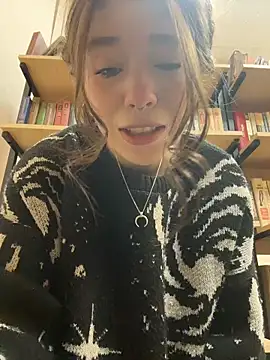 Snapshot of Mimiumuy chatting on November 12, 4:22 pm Mimiumuy online show from November 12, 4:22 pm