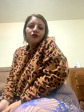 Snapshot of Isisflame chatting on October 1, 2:06 am Isisflame online show from October 1, 2:06 am