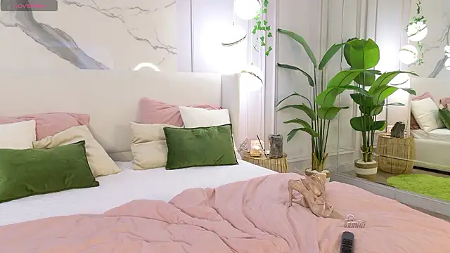 MaryNixon  online show from February 23, 5:09 am