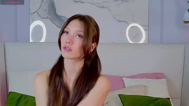 Snapshot of MaryNixon_ chatting on July 18, 5:16 am MaryNixon online show from July 18, 5:16 am