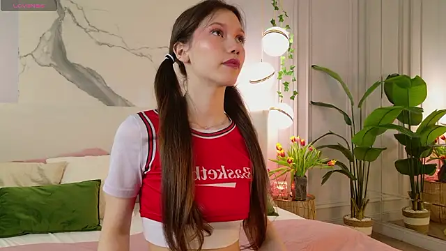 MaryNixon  online show from March 9, 5:11 am