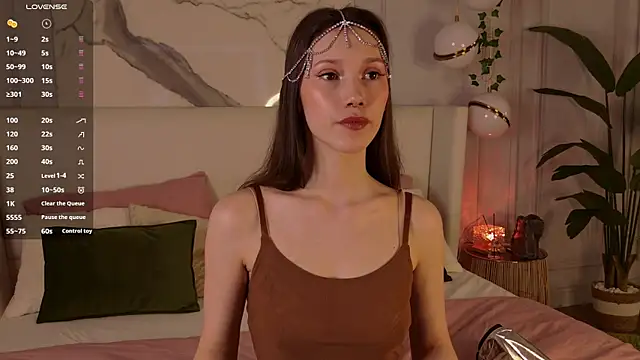 MaryNixon  online show from April 3, 5:14 am