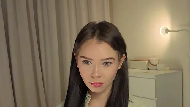 slyshypie online show from November 7, 1:26 pm