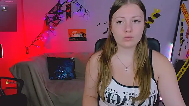 keylas moan online show from October 30, 1:20 pm