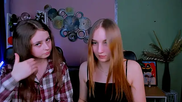 keylas moan online show from February 5, 1:40 pm