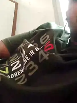 riyamore9623 online show from February 8, 10:35 am