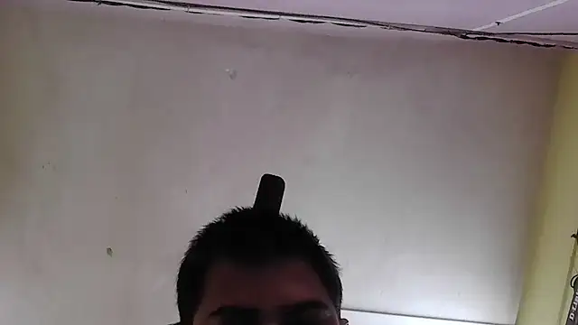 riyamore9623 online show from November 2, 5:56 am