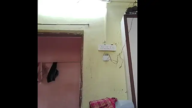 Snapshot of riyamore9623 chatting on October 26, 9:20 am riyamore9623 online show from October 26, 9:20 am