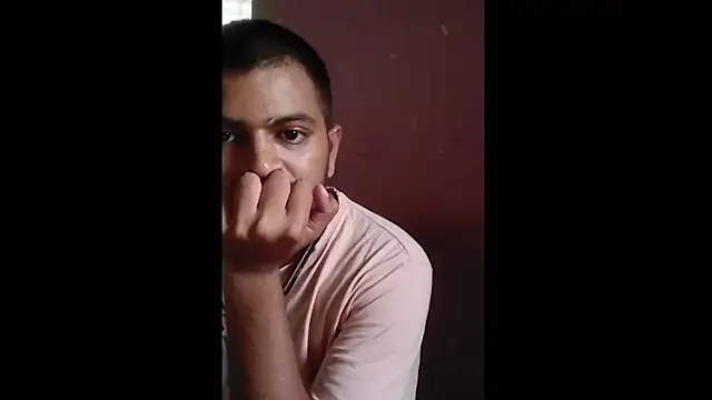 Snapshot of riyamore9623 chatting on September 18, 10:29 am riyamore9623 online show from September 18, 10:29 am