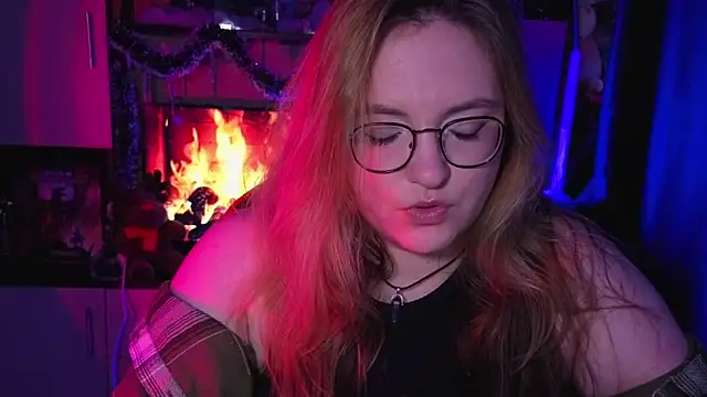 Snapshot of ZayaRush chatting on February 19, 1:30 pm ZayaRush online show from February 19, 1:30 pm