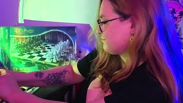 Snapshot of ZayaRush chatting on February 22, 7:48 pm ZayaRush online show from February 22, 7:48 pm