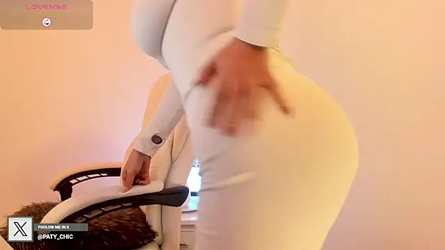 Snapshot of Paty_chic chatting on October 31, 1:41 pm Paty chic online show from October 31, 1:41 pm