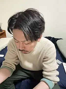 Arista 09 online show from March 27, 3:02 pm