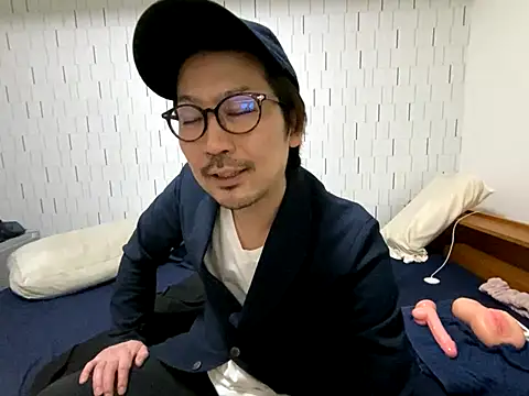 Arista 09 online show from November 2, 1:21 am