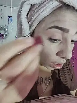 Snapshot of Kitty_Melodi chatting on June 20, 11:04 am Kitty Melodi online show from June 20, 11:04 am