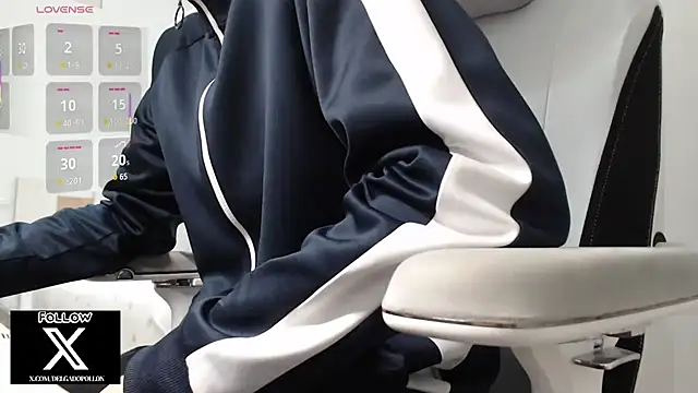 delgadopollon1991 online show from March 6, 10:38 pm