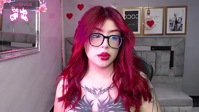 Red Bunny v online show from April 11, 1:59 pm