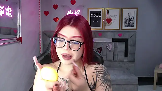 Red Bunny v online show from February 13, 1:22 pm