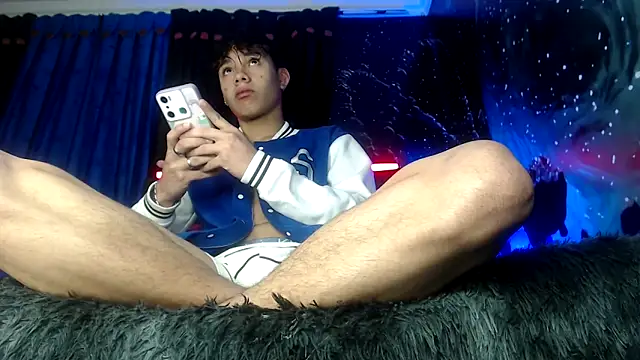 SemerHott online show from December 17, 11:37 am