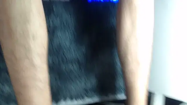 Snapshot of SemerHott chatting on November 15, 11:31 pm SemerHott online show from November 15, 11:31 pm