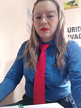 Hannah-colx online show from April 6, 1:12 pm