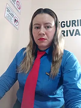 Hannah-colx online show from February 21, 5:15 pm