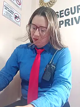 Hannah-colx online show from January 14, 5:05 pm