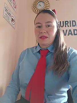Snapshot of Hannah-colx chatting on May 23, 3:44 pm Hannah-colx online show from May 23, 3:44 pm