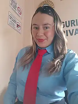 Snapshot of Hannah-colx chatting on May 28, 2:34 pm Hannah-colx online show from May 28, 2:34 pm